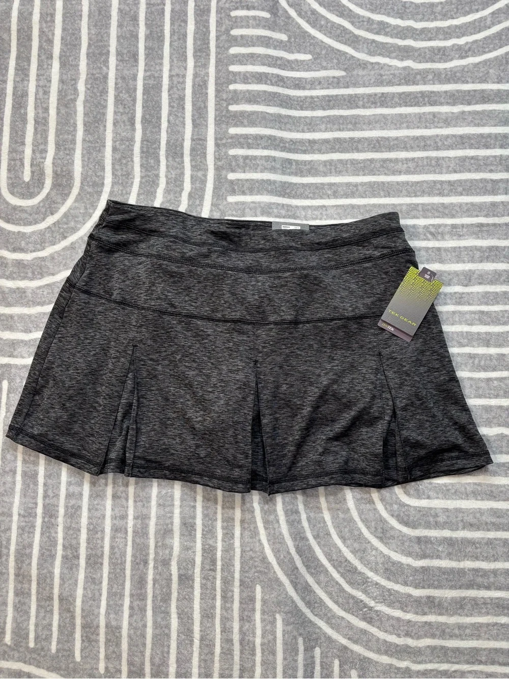Skort tek gear Women's Dark Charcoal Athletic Skirt, XL, NWT, Gray, Grey